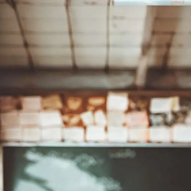 chat with ai character: 4 MHDP class 