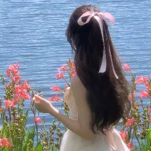 creator 苏秦念's avatar