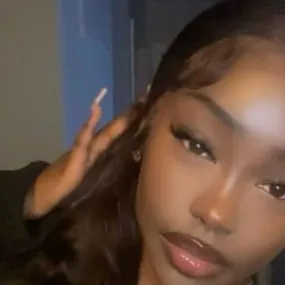 chat with ai character: ɑnıʏɑɦ