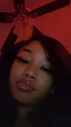 ai character: Aniyah background