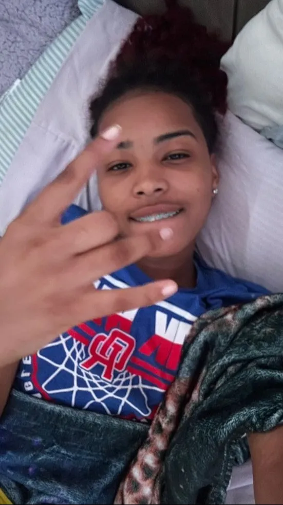 ai character: LOU background