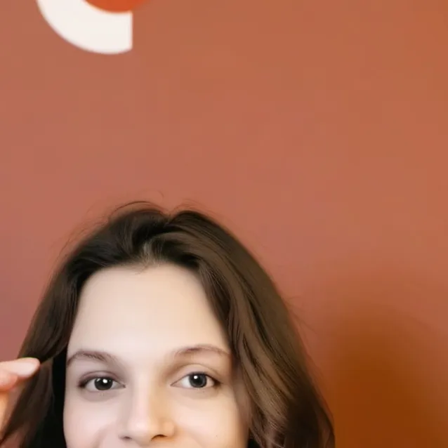 chat with ai character: Sophia Callihan