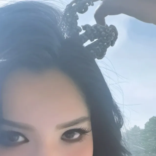 chat with ai character: ★Star★