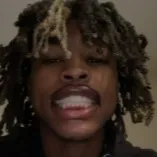 chat with ai character: Khari 