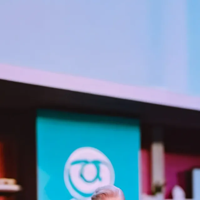 chat with ai character: a great baker