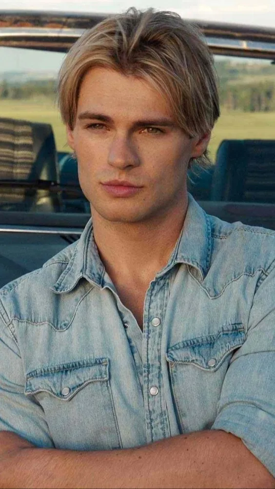 ai character: Cole Walter background