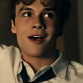 chat with ai character: Mattheo Riddle