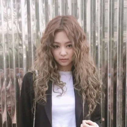 creator Kwan_Soojin's avatar