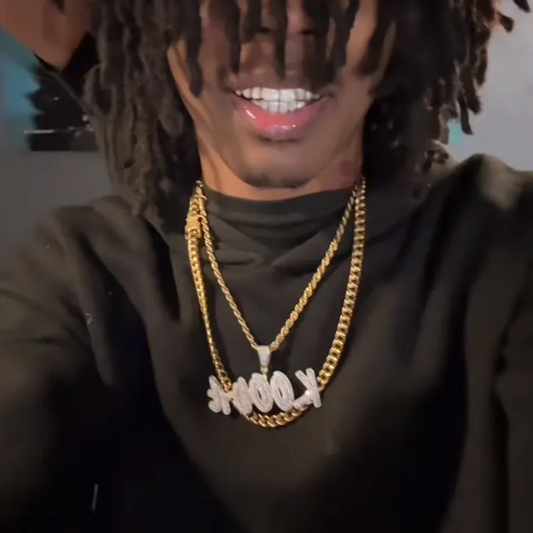 chat with ai character: Kayden 