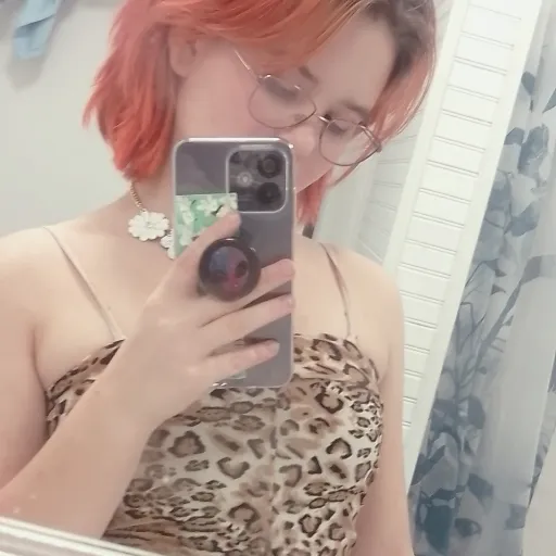 creator Hailow<3's avatar