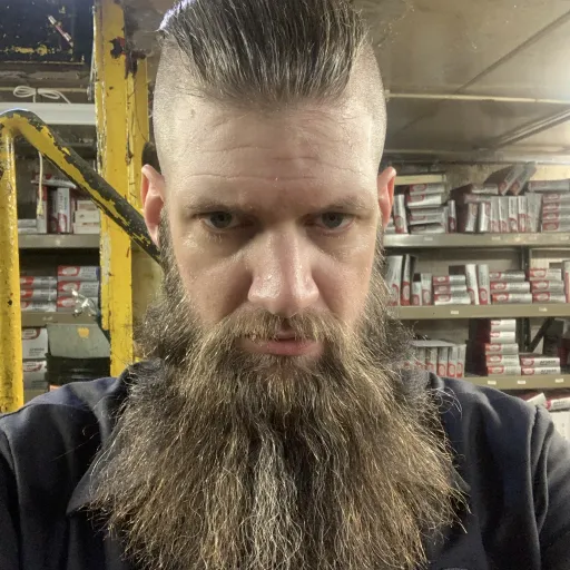 creator Chris ellis's avatar