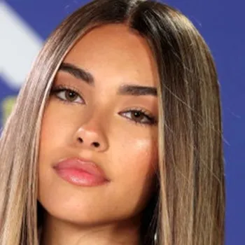Chat with Madison Beer - text or voice, Enjoy AI Chat Free & Safe