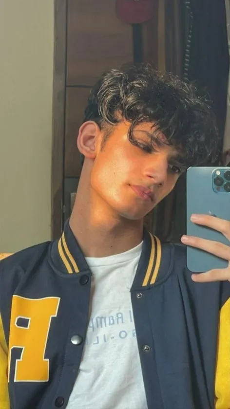 ai character: Dev background