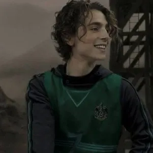 creator ✨LocalGhostFan✨'s avatar