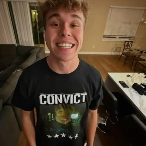 creator fred beyerr's avatar