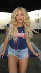 ai character: Megan Moroney background