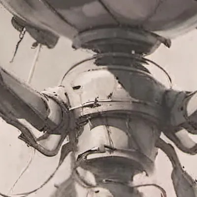 chat with ai character: Tripod 