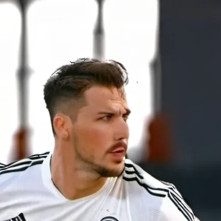 chat with ai character: Karder