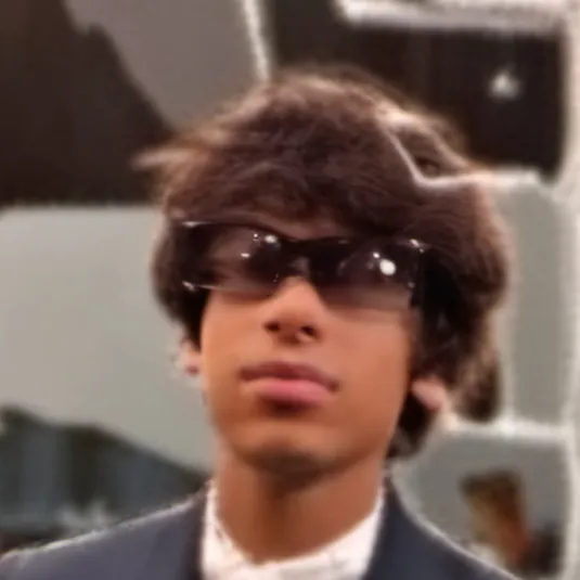 chat with ai character: Ethan