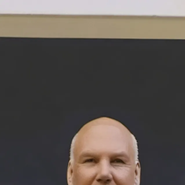 chat with ai character: mr organ