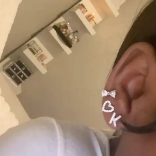 creator tootienextdoor2°~'s avatar