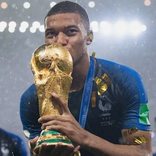 creator ICEY_VRFS's avatar