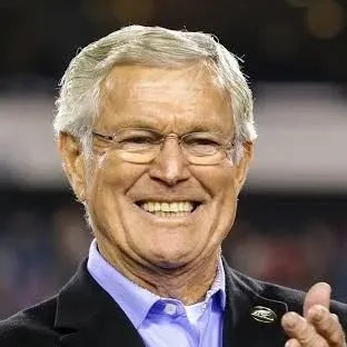 chat with ai character: Vermeil