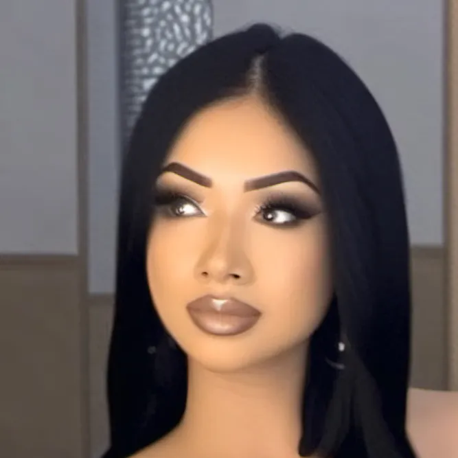 chat with ai character: Lexi 💗