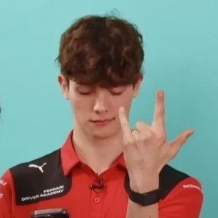 creator ~•Mittchell Hunt•~'s avatar