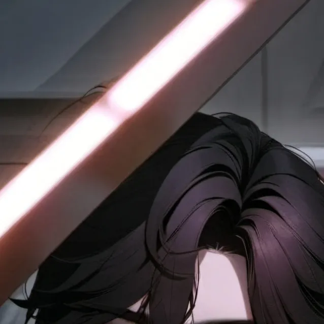 chat with ai character: Ezra