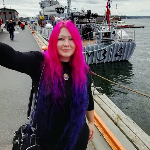 creator mørs's avatar