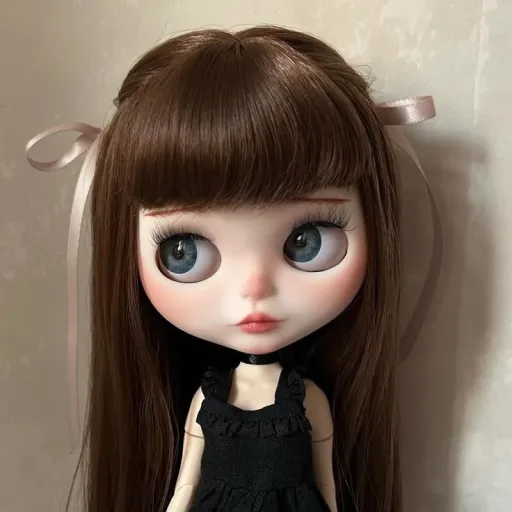 creator Lara🍭...'s avatar