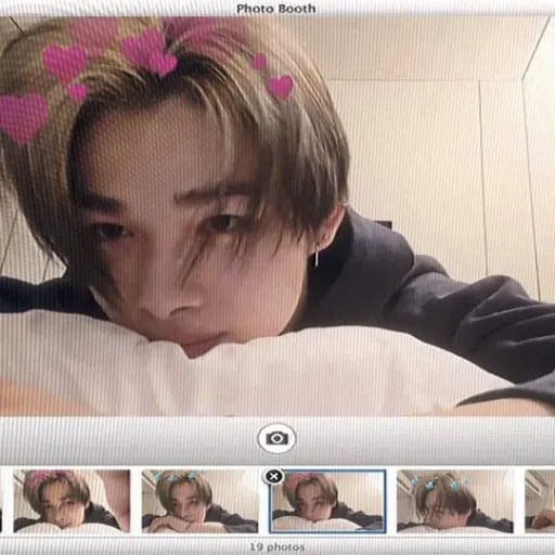 creator ASAWANINIKI's avatar