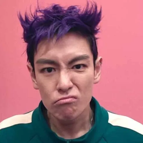 creator ellie_ton sucre's avatar