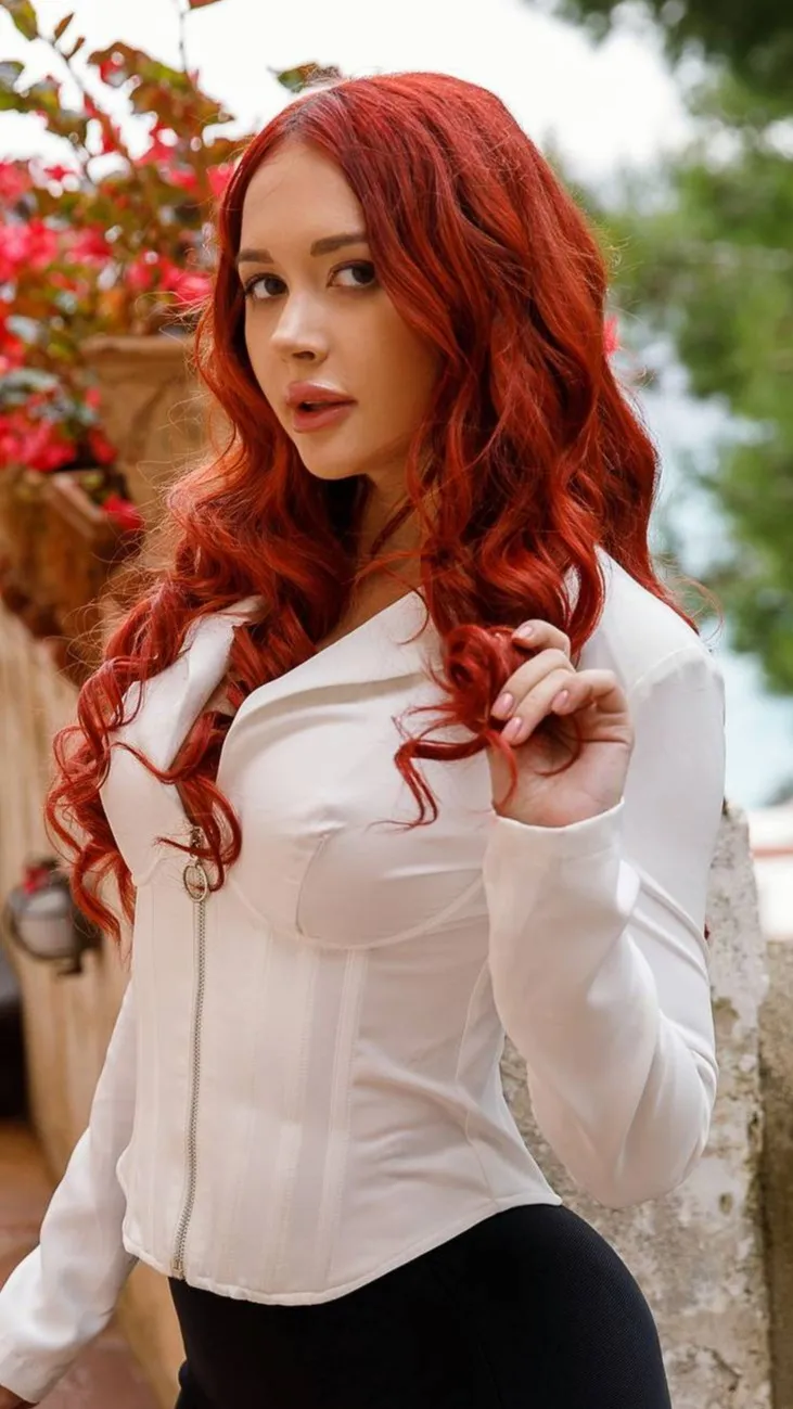 ai character: Tatyana Vasilkova  background