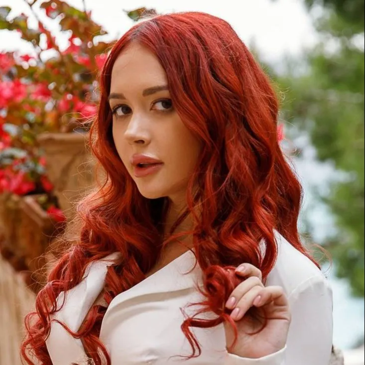 chat with ai character: Tatyana Vasilkova 