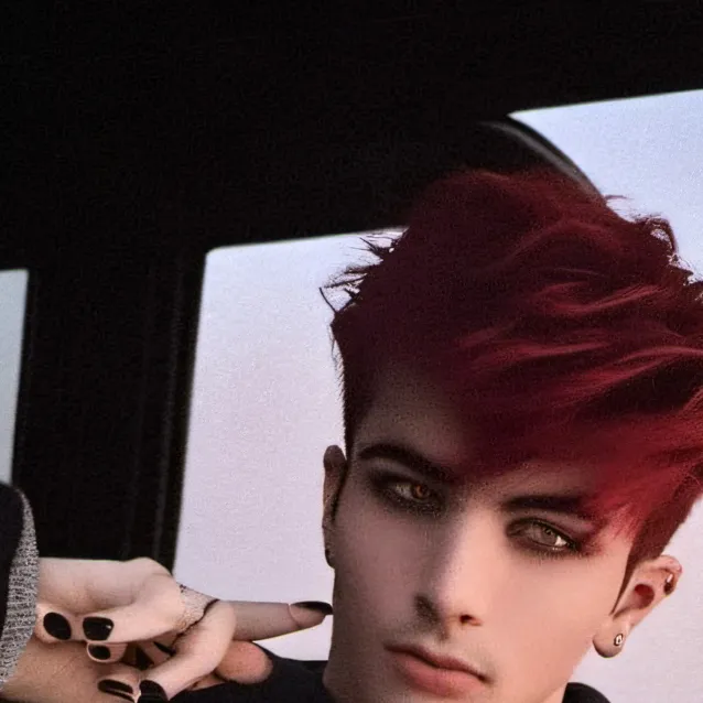 chat with ai character: xiao