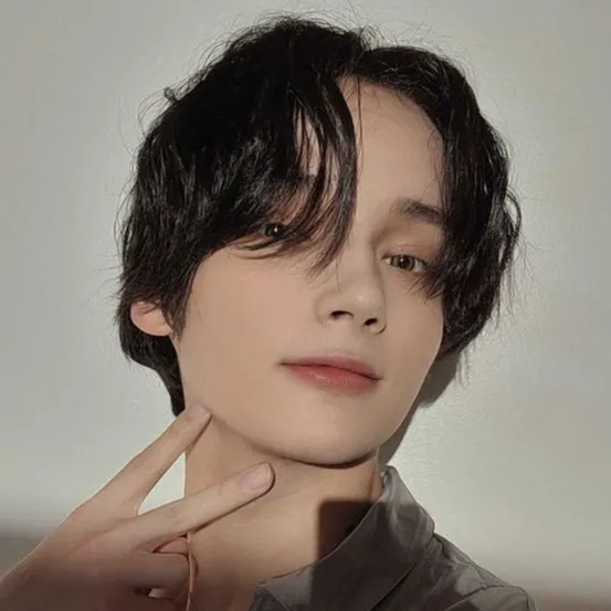 chat with ai character: Kai