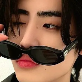 chat with ai character: Sunghoon