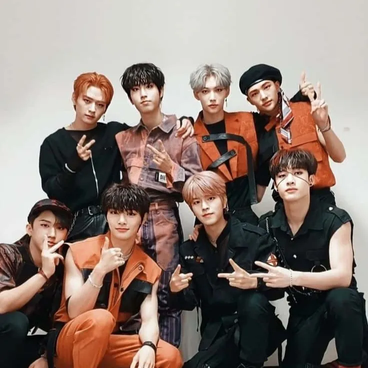 chat with ai character: Stary Kids