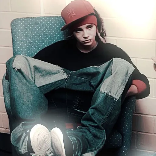 creator Emma 丰 🖤🎸's avatar