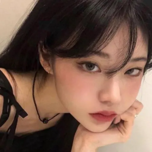 creator jisoo*'s avatar