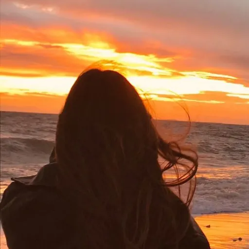 creator KitkitLivelove:)'s avatar