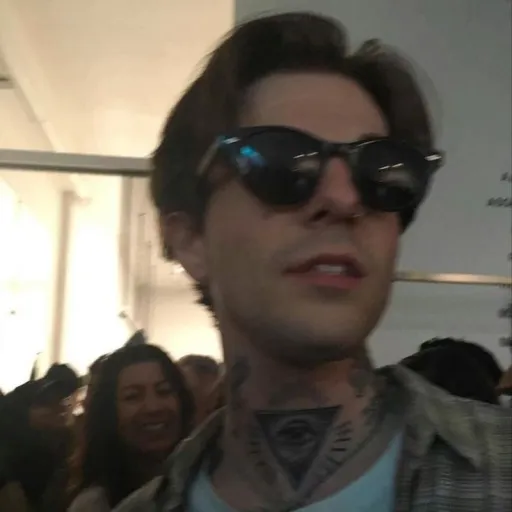 creator 𖤐 𝕭𝖑𝖆𝖈𝖐 & 𝖂𝖍𝖎𝖙𝖊 𖤐's avatar