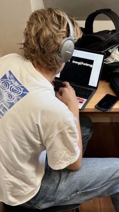 ai character: Jake background