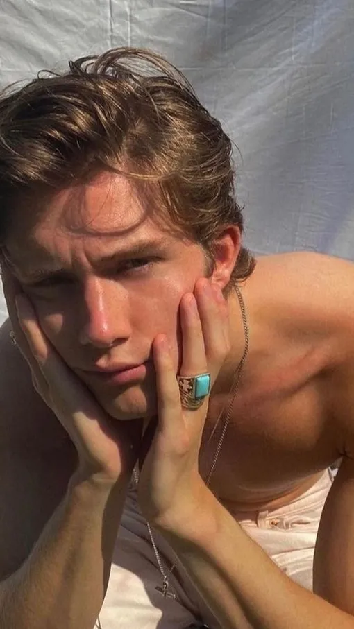 ai character: Jake background