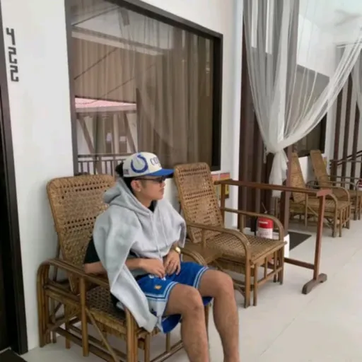 creator _Myrtle_'s avatar