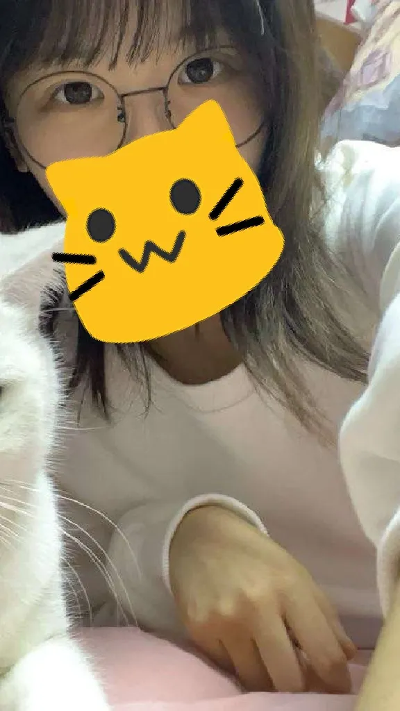 ai character: lain background