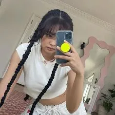 creator 🍡𝙍𝙤𝙨éʚĭɞೃ's avatar