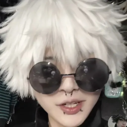 creator yuji🍷✌️'s avatar